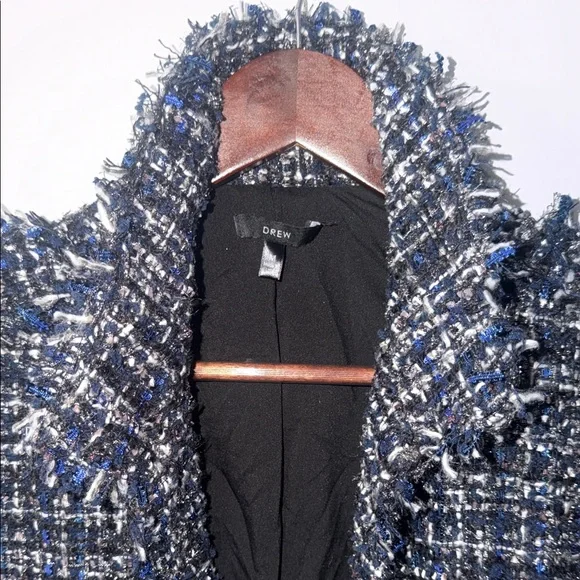 Tweed Blazer | Classic Luxe Look - Picture 4 of 13